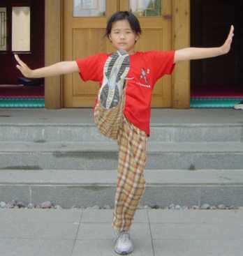 pose12.jpg (11712 bytes)